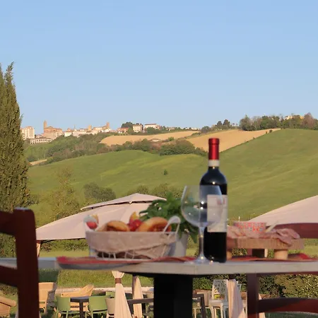 Κατάλυμα σε φάρμα Le Dame Maneggio & Agriturismo, Marche