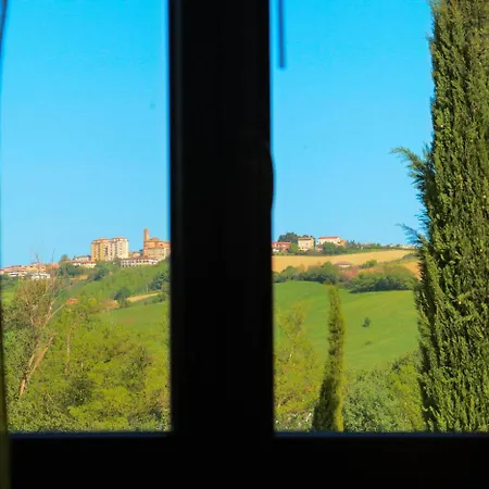 Le Dame Maneggio & Agriturismo, Marche Montegranaro