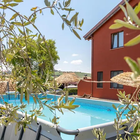 Le Dame Maneggio & Agriturismo, Marche